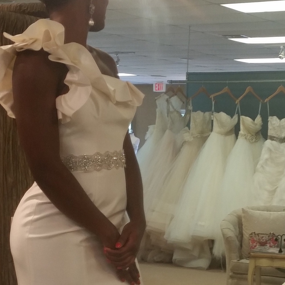 Romona Keveza one shoulder flare gown - Picture 5 of 8